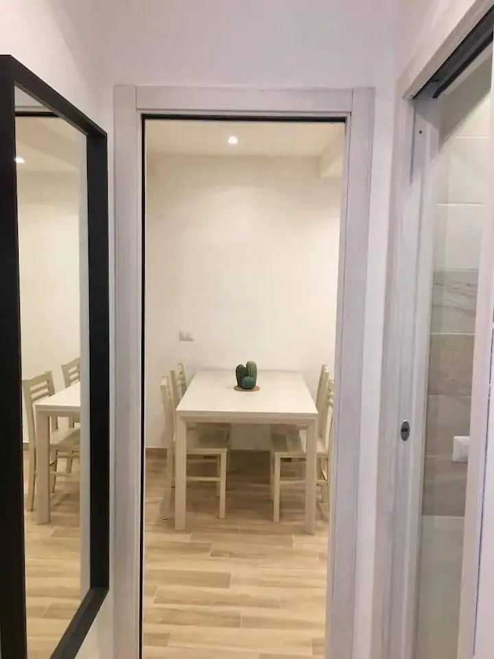 Apartment Riomaggiore-Lovely And Modern Apartment, Free Wifi Italy